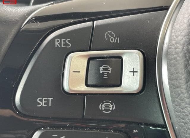 
								VOLKSWAGEN GOLF VARIANT FOR SALE IN KENYA full									