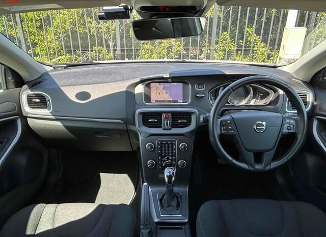 
								VOLVO V40 FOR SALE IN KENYA full									