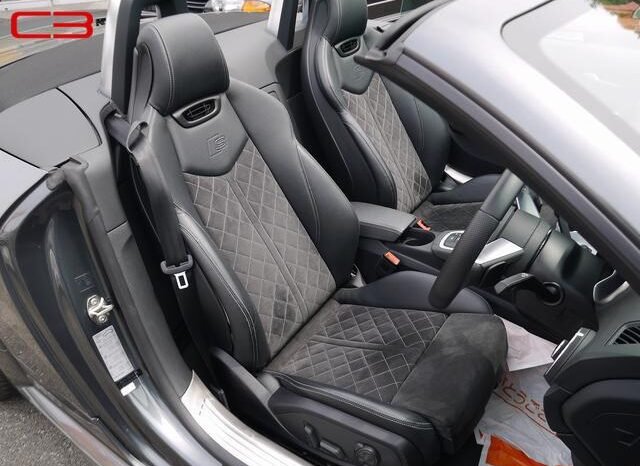 
								AUDI TT ROADSTER FOR SALE IN KENYA full									
