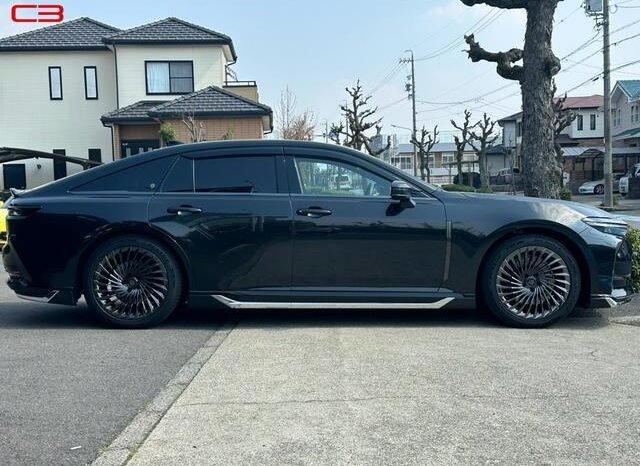 
								TOYOTA CROWN FOR SALE IN KENYA full									