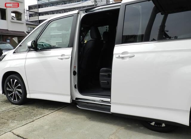 
								TOYOTA NOAH FOR SALE IN KENYA full									