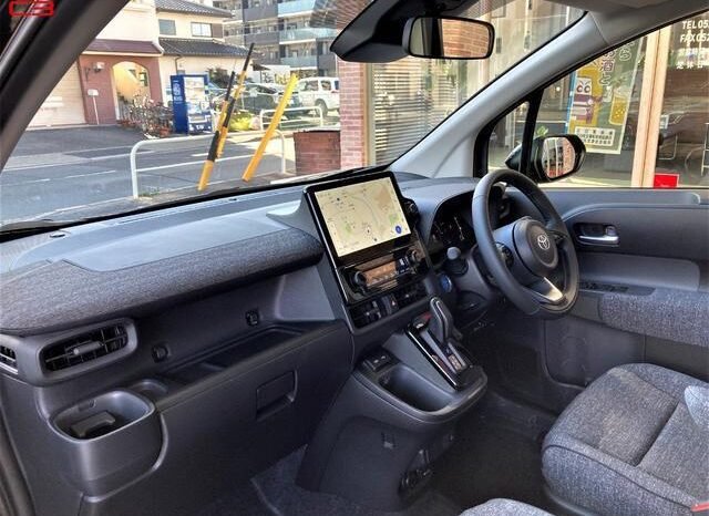 
								TOYOTA SIENTA FOR SALE IN KENYA full									