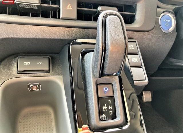 
								TOYOTA SIENTA FOR SALE IN KENYA full									