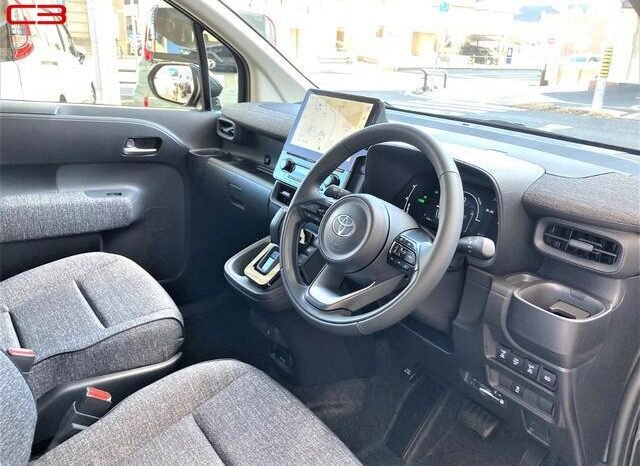 
								TOYOTA SIENTA FOR SALE IN KENYA full									