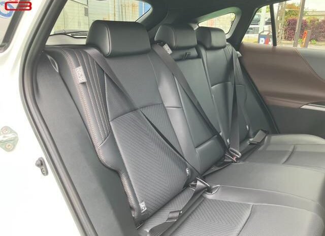 
								TOYOTA HARRIER HYBRID FOR SALE IN KENYA full									
