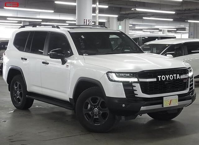 
								TOYOTA LAND CRUISER FOR SALE IN KENYA full									
