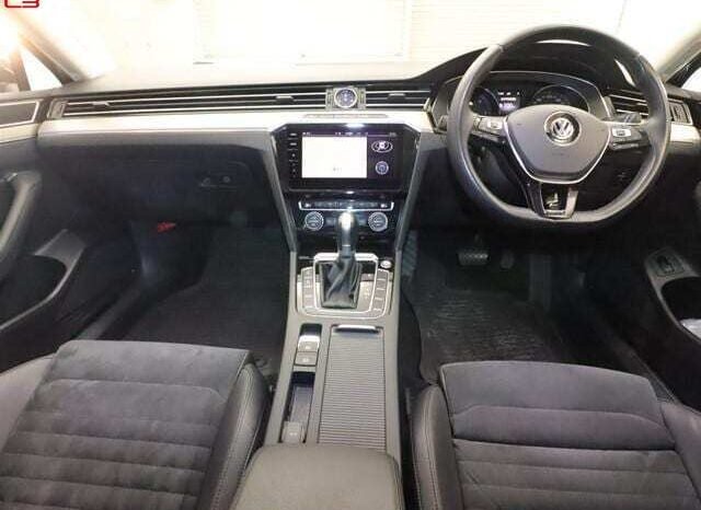 
								VOLKSWAGEN PASSAT VARIANT FOR SALE IN KENYA full									