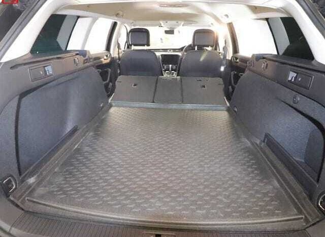 
								VOLKSWAGEN PASSAT VARIANT FOR SALE IN KENYA full									
