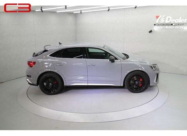 
								AUDI RS Q3 FOR SALE IN KENYA full									