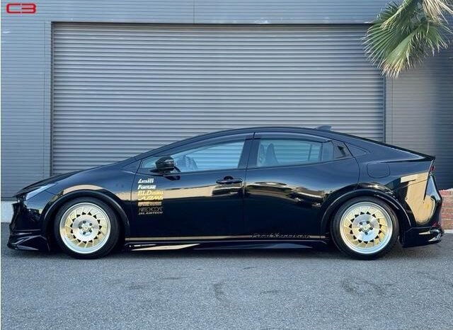 
								TOYOTA PRIUS FOR SALE IN KENYA full									