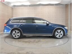 
										VOLKSWAGEN PASSAT ALLTRACK FOR SALE IN KENYA full									