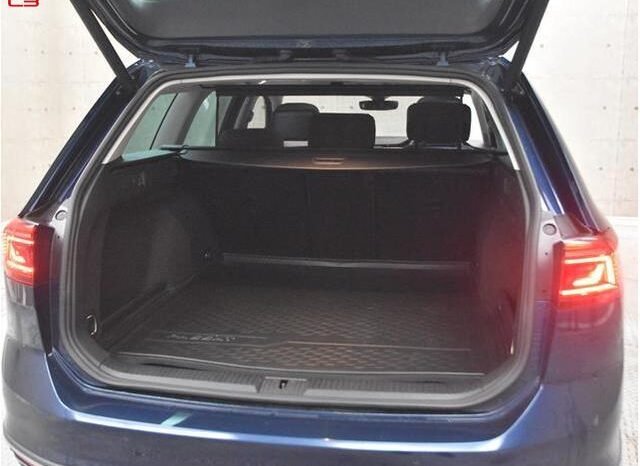 
								VOLKSWAGEN PASSAT ALLTRACK FOR SALE IN KENYA full									