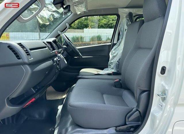 
								TOYOTA HIACE VAN FOR SALE IN KENYA full									