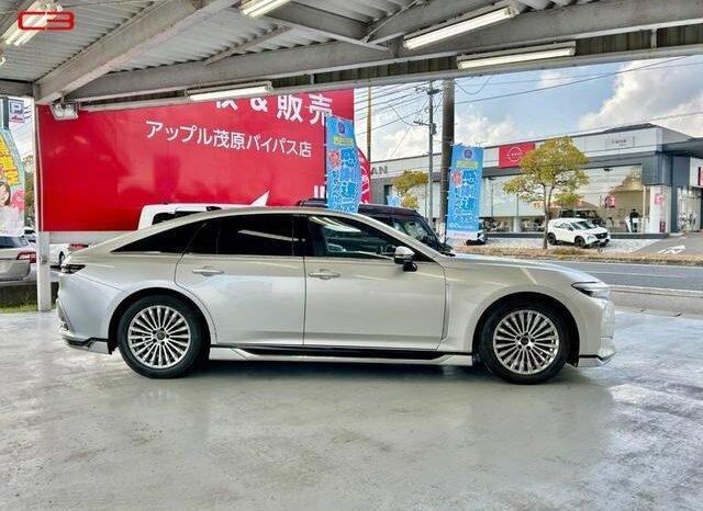 
								TOYOTA CROWN FOR SALE IN KENYA full									