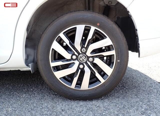 
								TOYOTA ROOMY FOR SALE IN KENYA full									