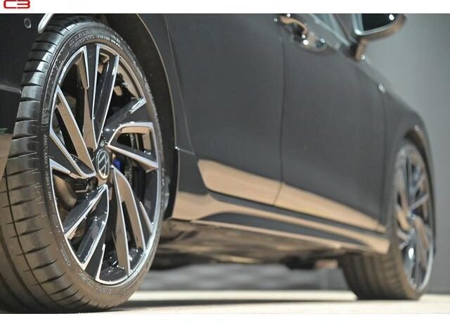 
								VOLKSWAGEN GOLF R FOR SALE IN KENYA full									