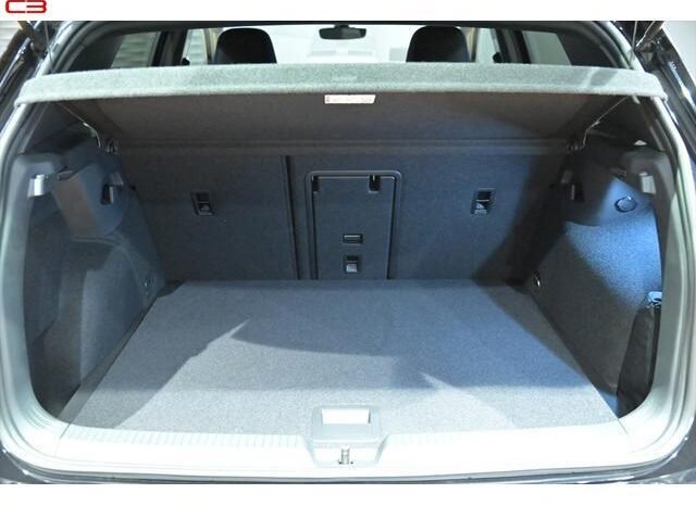 
								VOLKSWAGEN GOLF R FOR SALE IN KENYA full									