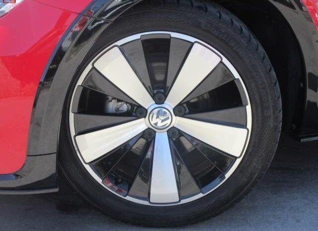 
								VOLKSWAGEN THE BEETLE FOR SALE IN KENYA full									
