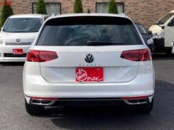 
										VOLKSWAGEN PASSAT VARIANT FOR SALE IN KENYA full									