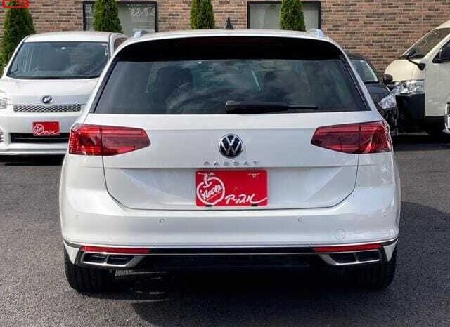 
								VOLKSWAGEN PASSAT VARIANT FOR SALE IN KENYA full									