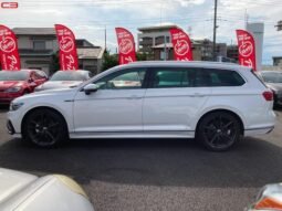 
										VOLKSWAGEN PASSAT VARIANT FOR SALE IN KENYA full									