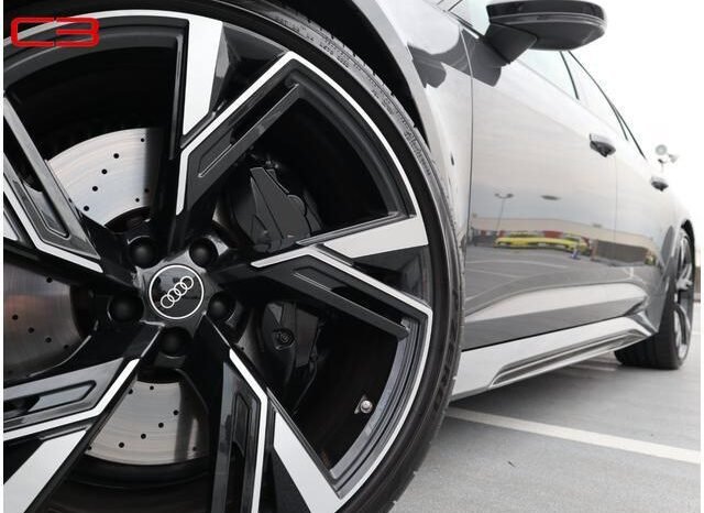 
								AUDI RS6 AVANT FOR SALE IN KENYA full									