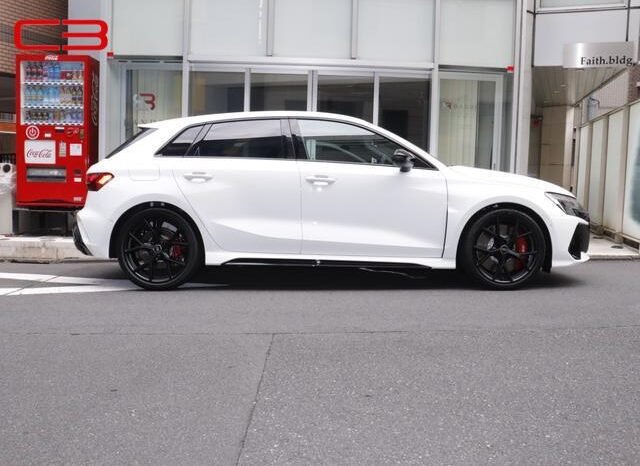 
								AUDI RS3 SPORTBACK FOR SALE IN KENYA full									