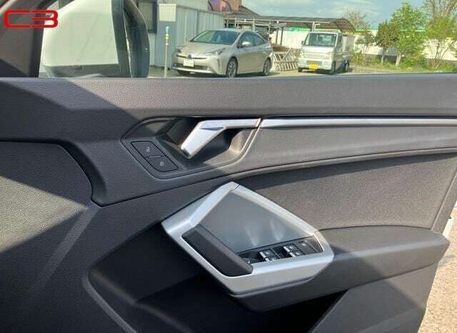 
								AUDI Q3 FOR SALE IN KENYA full									