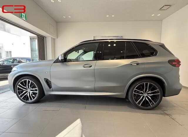 
								BMW X5 FOR SALE IN KENYA full									