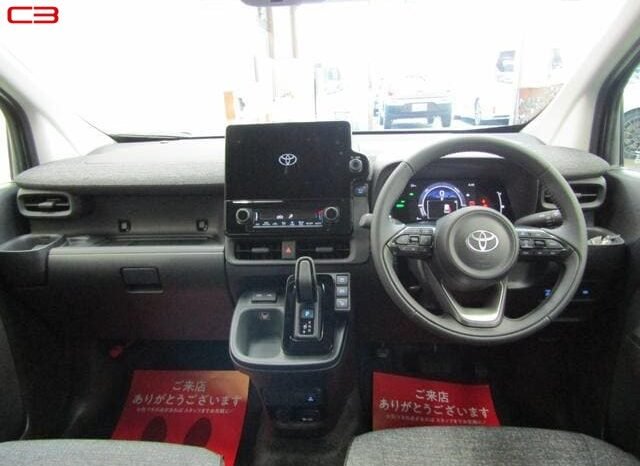 
								TOYOTA SIENTA FOR SALE IN KENYA full									