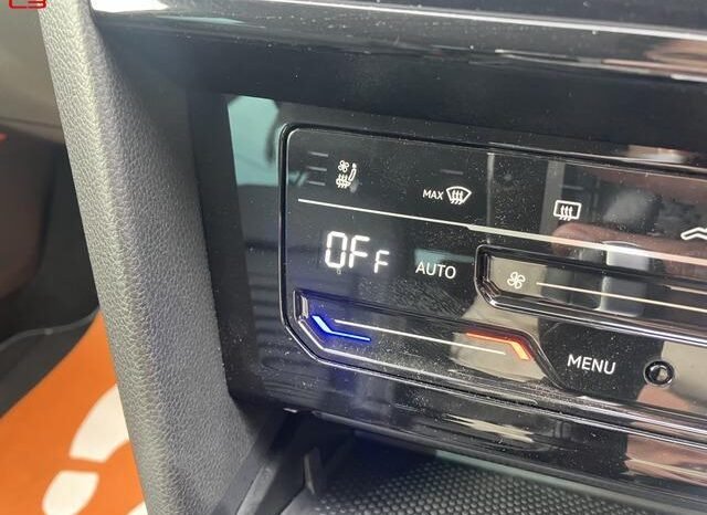 
								VOLKSWAGEN PASSAT VARIANT FOR SALE IN KENYA full									