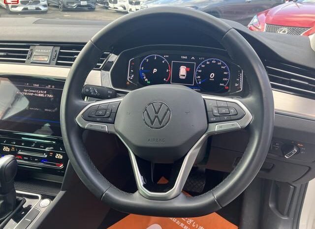 
								VOLKSWAGEN PASSAT VARIANT FOR SALE IN KENYA full									