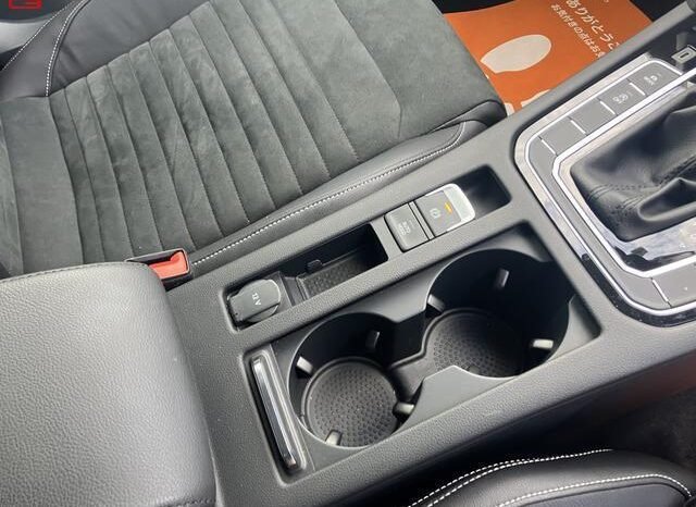 
								VOLKSWAGEN PASSAT VARIANT FOR SALE IN KENYA full									