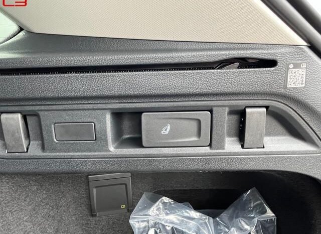 
								VOLKSWAGEN PASSAT FOR SALE IN KENYA full									