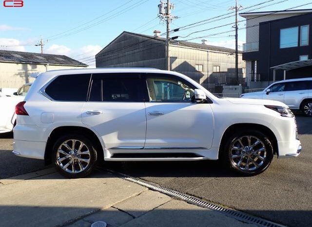 
								LEXUS LX FOR SALE IN KENYA full									