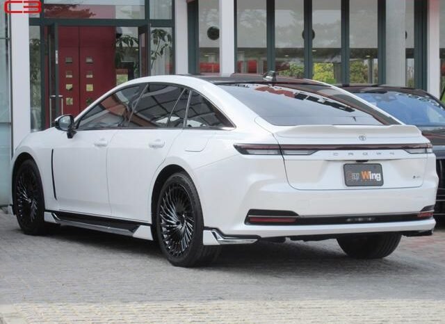 
								TOYOTA CROWN FOR SALE IN KENYA full									