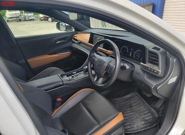 
								TOYOTA CROWN CROSSOVER FOR SALE IN KENYA full									