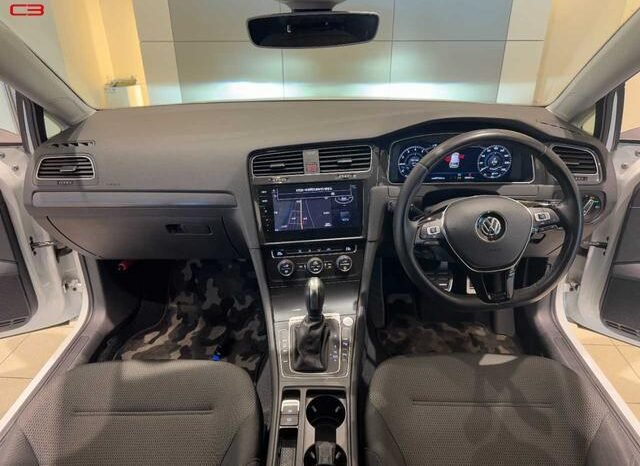 
								VOLKSWAGEN GOLF FOR SALE IN KENYA full									