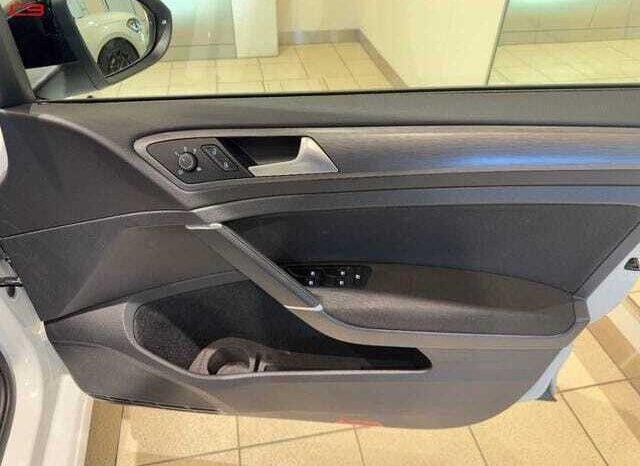 
								VOLKSWAGEN GOLF FOR SALE IN KENYA full									