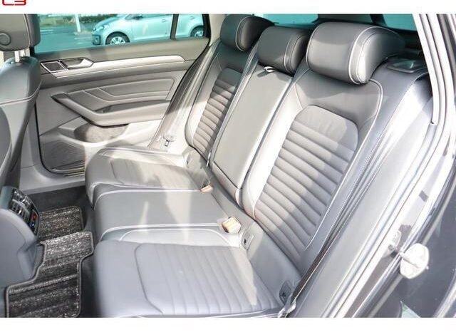 
								VOLKSWAGEN PASSAT ALLTRACK FOR SALE IN KENYA full									
