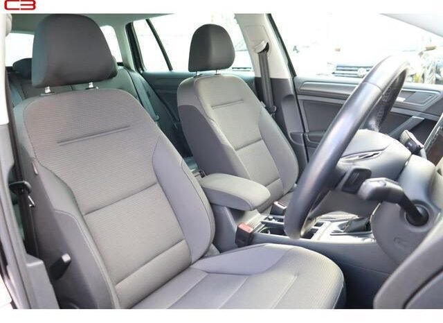 
								VOLKSWAGEN GOLF VARIANT FOR SALE IN KENYA full									