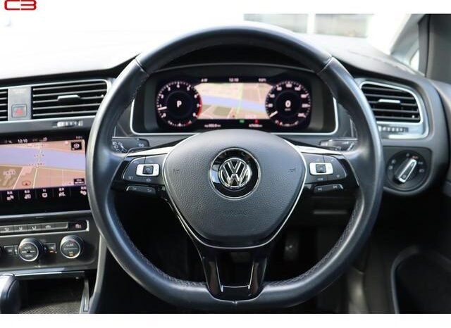 
								VOLKSWAGEN GOLF VARIANT FOR SALE IN KENYA full									