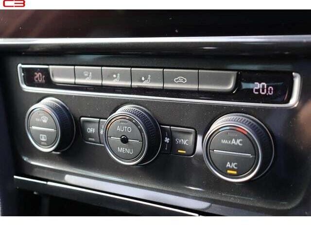 
								VOLKSWAGEN GOLF VARIANT FOR SALE IN KENYA full									