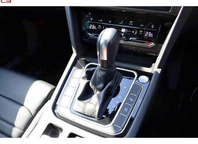 
								VOLKSWAGEN PASSAT ALLTRACK FOR SALE IN KENYA full									