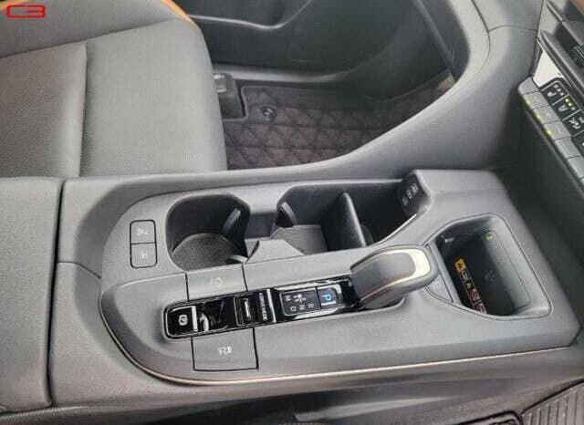 
								TOYOTA CROWN CROSSOVER FOR SALE IN KENYA full									