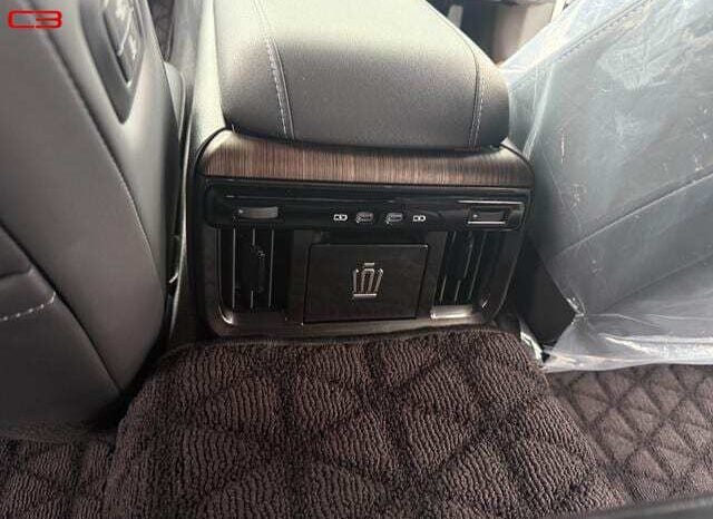 
								TOYOTA CROWN FOR SALE IN KENYA full									