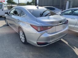 
										LEXUS ES FOR SALE IN KENYA full									