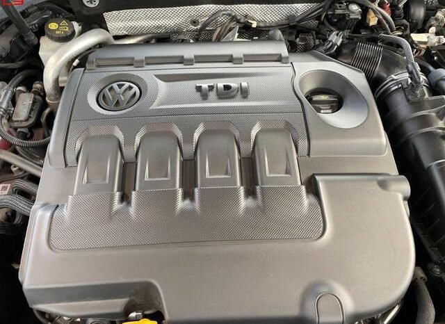 
								VOLKSWAGEN PASSAT VARIANT FOR SALE IN KENYA full									