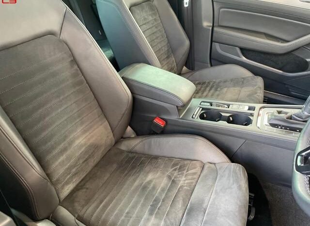 
								VOLKSWAGEN PASSAT VARIANT FOR SALE IN KENYA full									