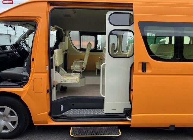 
								TOYOTA HIACE COMMUTER FOR SALE IN KENYA full									